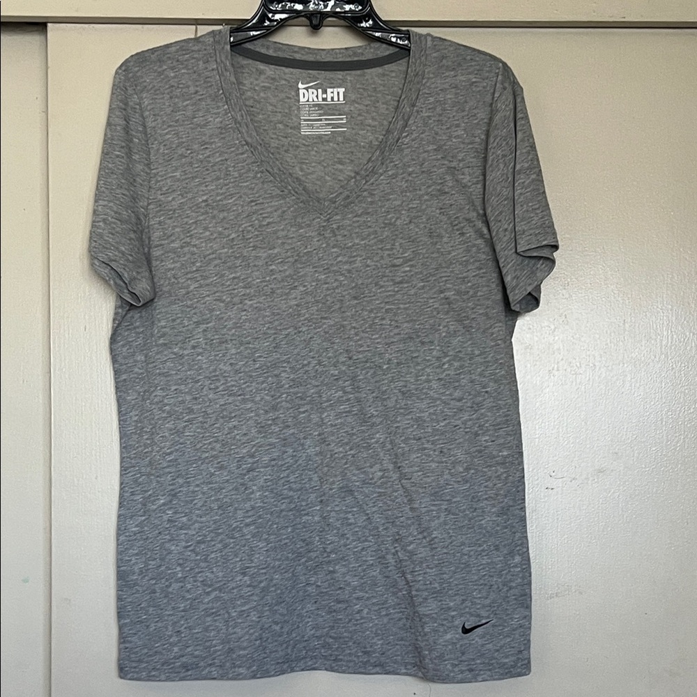 Nike Women's Heather Gray Dri-FIT Tee